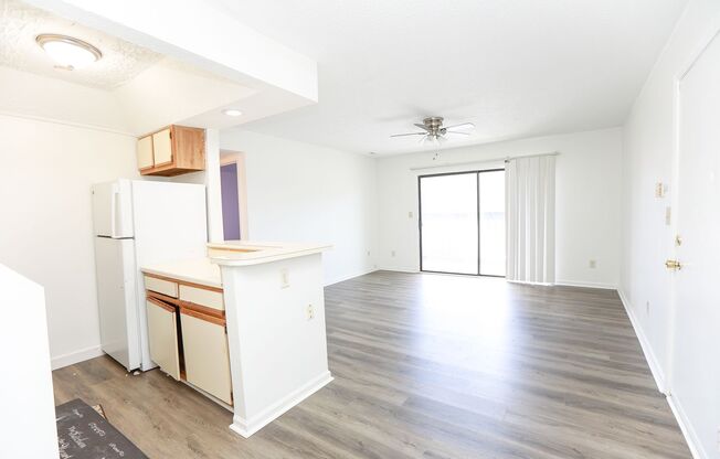 1 bed, 1 bath, $1,295