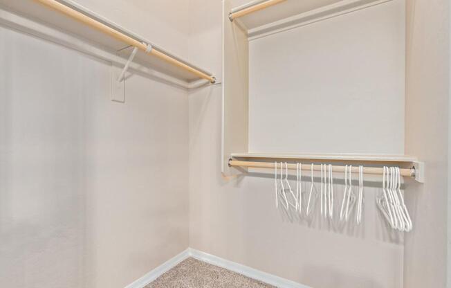 3 beds, 2 baths, 1,268 sqft, $1,750