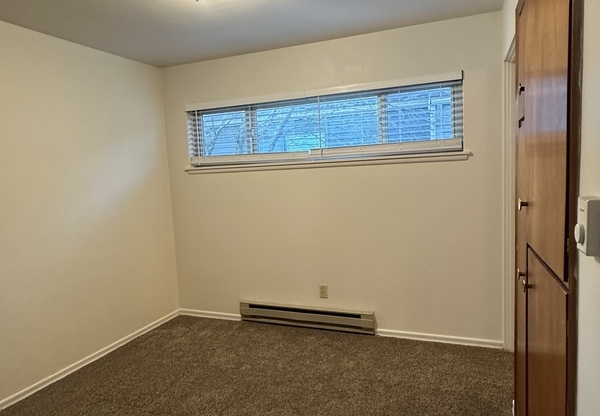 5926 FAUNTLEROY WAY SW