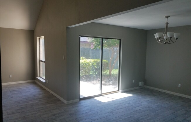 3406 GRAYBAR DR