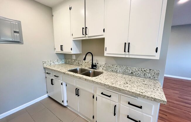 1 bed, 1 bath, 600 sqft, $2,295, Unit #25