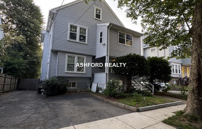 29 ALMA AVE