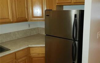 3 beds, 2 baths, 3,030 sqft, $3,500