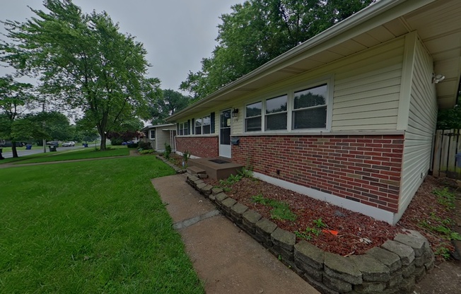 770 MANRESA LN