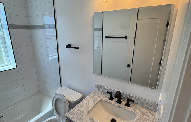 6414-6424 N Richmond