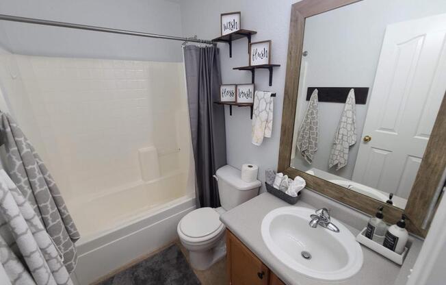 3 beds, 2 baths, 1,723 sqft, $10,500