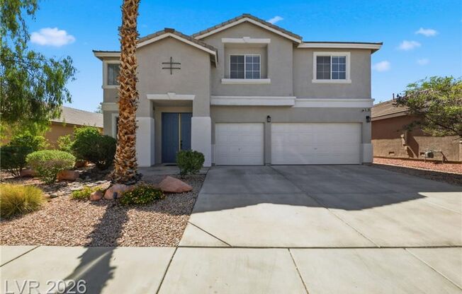 Spacious Henderson Home with Loft, 3-Car Garage & Covered Patio