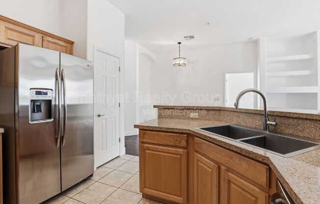 2 beds, 2 baths, 1,300 sqft, $2,600, Unit 1028