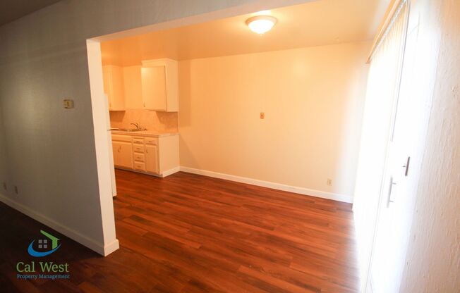 2 beds, 1 bath, $2,495, Unit 4