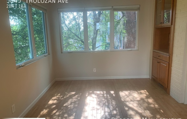 2 beds, 1 bath, 1,200 sqft, $1,350