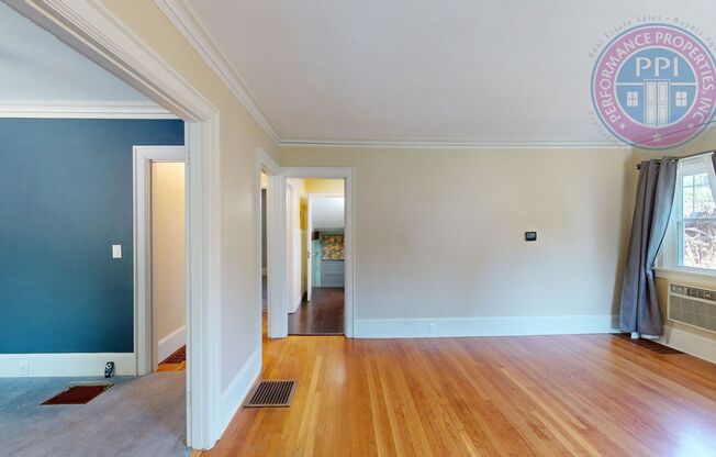 PRIME OVERLOOK LOCATION / SOUND STUDIO & CENTRAL AIR