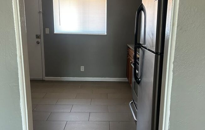 2 beds, 1 bath, 750 sqft, $1,020, Unit B05 1042 13