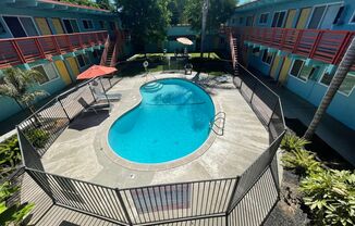 2 beds, 1 bath, $1,550, Unit 14