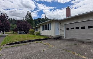 Ranch Style 3-Bedroom, 1-Bath Home In East Eugene!