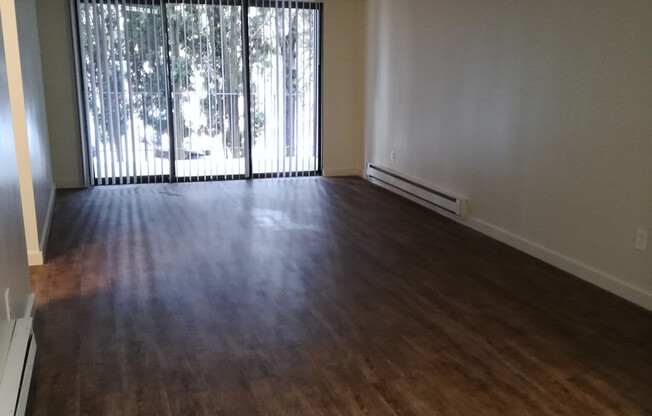 1 bed, 1 bath, 650 sqft, $995, Unit #108