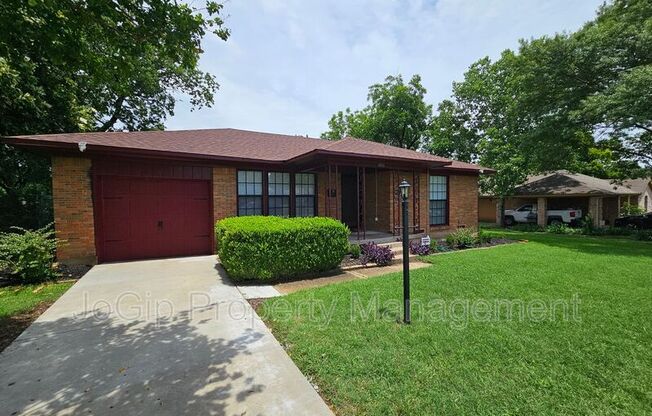 2023 E ILLINOIS AVE