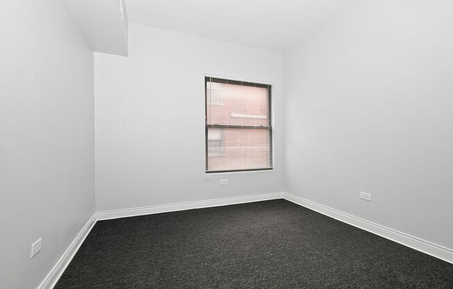 2 beds, 1 bath, 1,000 sqft, $1,495, Unit 4240 - 2W