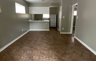 2 beds, 1 bath, 780 sqft, $1,190, Unit 311R