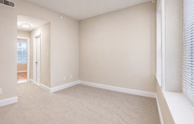 1 bed, 1 bath, $2,500, Unit 103