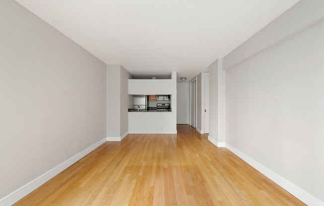 1 bed, 1 bath, 679 sqft, $4,595, Unit 18C