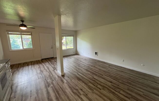 1 bed, 1 bath, 595 sqft, $1,225, Unit 5