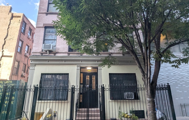 1 bed, 1 bath, $2,550, Unit 5