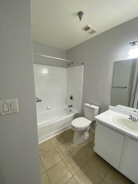 2 beds, 2 baths, 1,028 sqft, $1,995