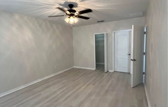 Beautiful 4-Bedroom Home in Sought-After HIGHLAND PLACE Community!