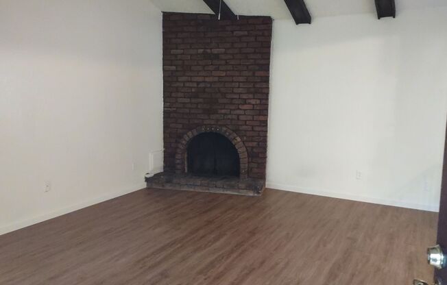 965 Johnfer Way - Sacramento 95831