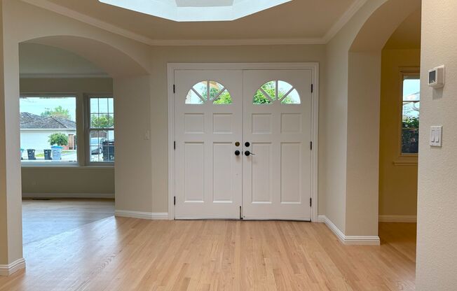 Beautifully Updated 4-Bedroom Home in Prime Mountain View Location!