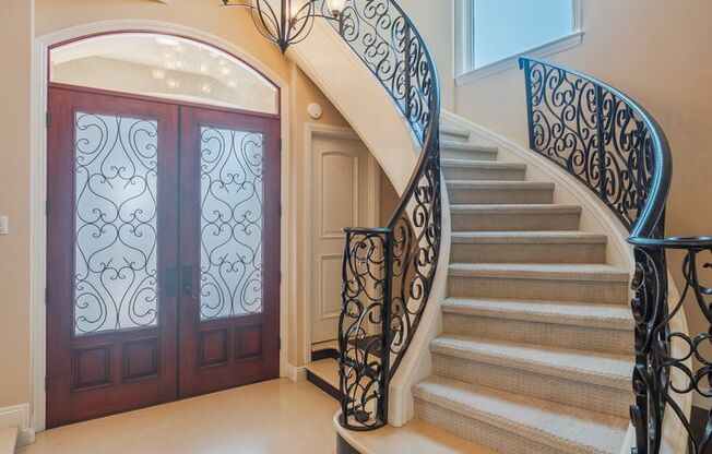 4 beds, 4 baths, $6,500, Unit #B