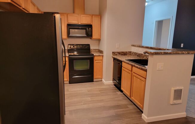 2 beds, 2 baths, $1,950