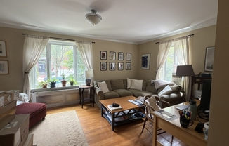 17 MONMOUTH CT