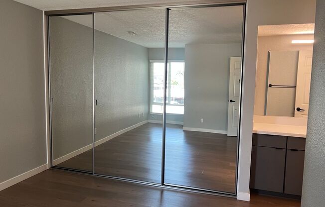 2 beds, 1 bath, 821 sqft, $2,760, Unit F022