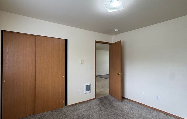 2 beds, 1 bath, $1,198, Unit 104