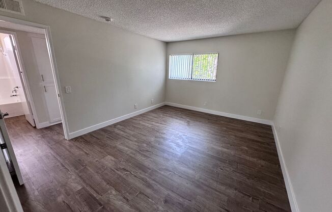 Beautifully Remodeled Apartment in Sunland, CA