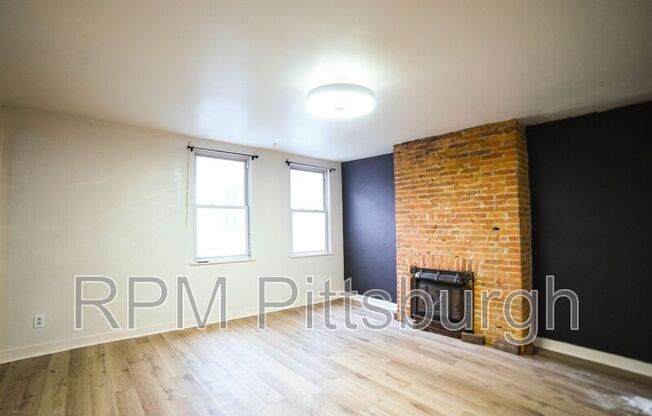 311 DENNISTON ST