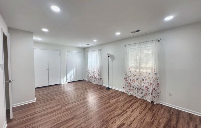 Welcome to this terrace-level one-bedroom, one-bath condo in Tuckerman Station