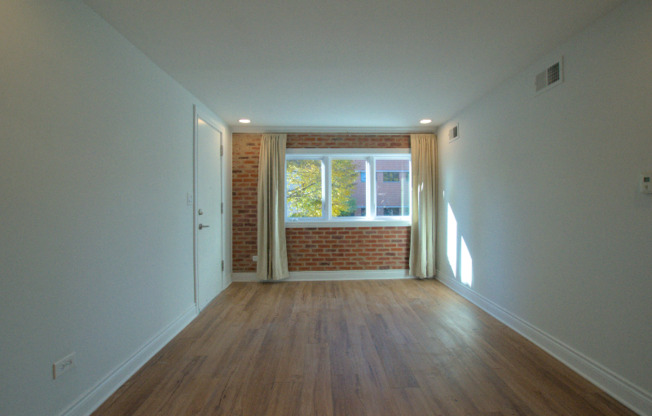 3143 S HALSTED 2