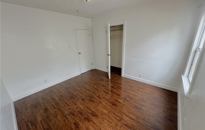3507 EDGEHILL DR