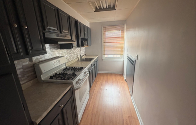 1500 Lardner St.