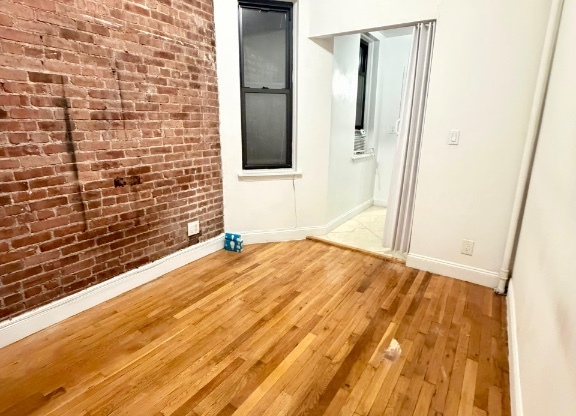 101 LEXINGTON AVE