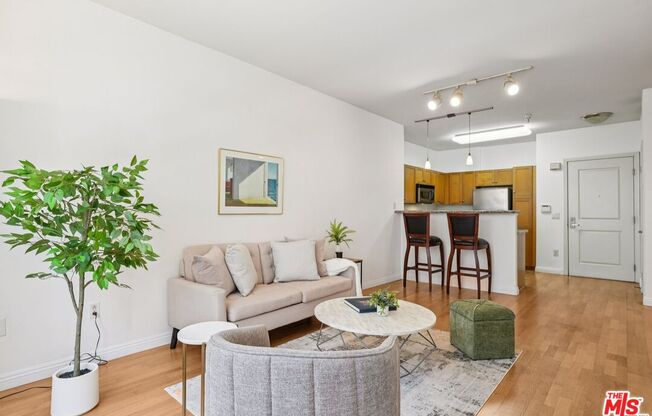 1 bed, 1 bath, 628 sqft, $2,400, Unit 234