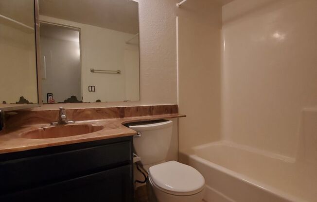 2 beds, 2 baths, $1,350