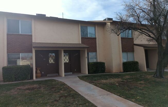 2 beds, 1.5 baths, $1,475, Unit # 3