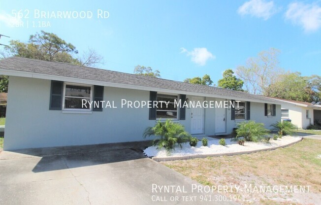 562 BRIARWOOD RD