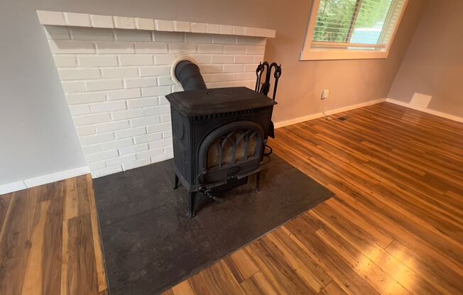 39842 Burnside Loop, Astoria, OR 97103