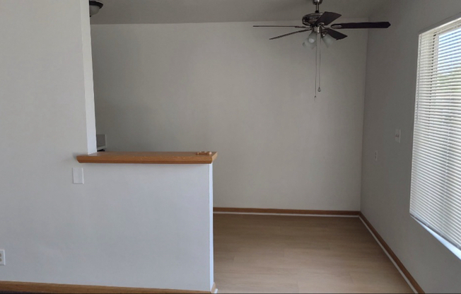 9315 SAN VINCENTE AVE