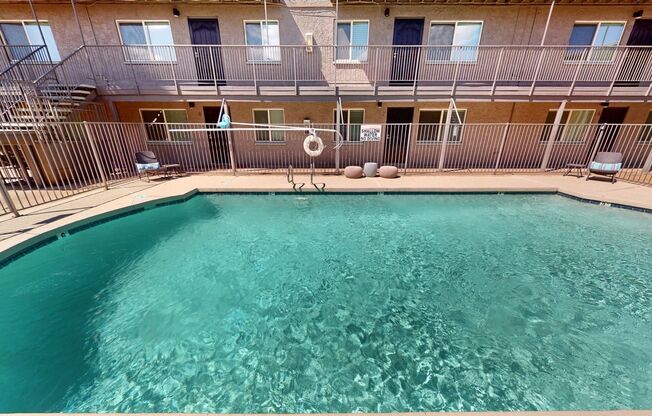 2 beds, 1 bath, 900 sqft, $1,390, Unit 25