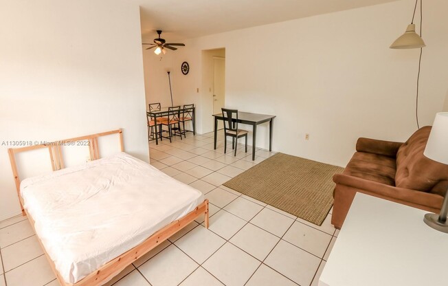 1250 S Alhambra Cir